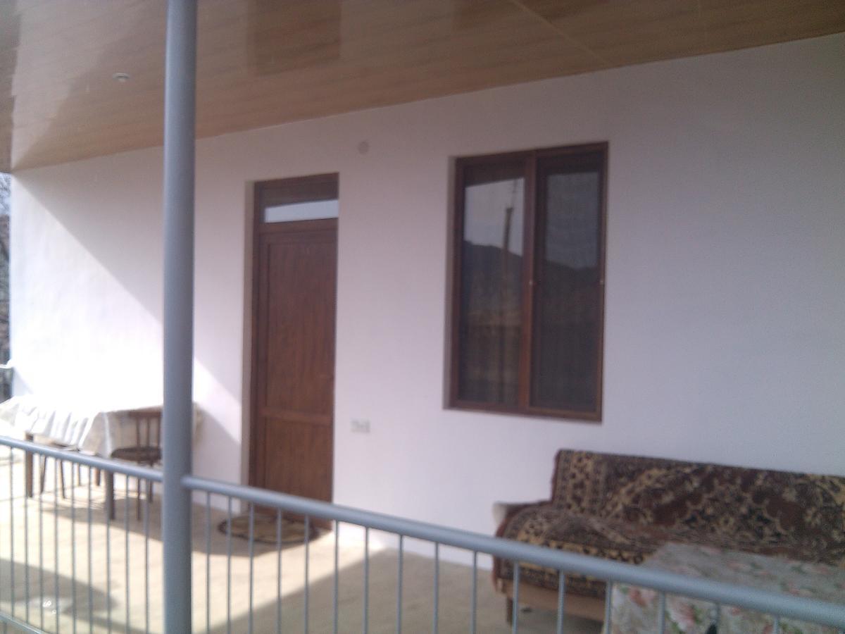 تاتيف Aida Bed & Breakfast المظهر الخارجي الصورة